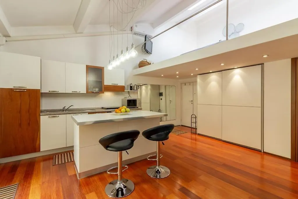 Open Space With Air Conditioning And Patio Privato Alghero